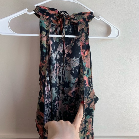 NWT RVCA Kingsman Mauve Floral High Neck Open Back Mini Dress - Picture 9 of 10